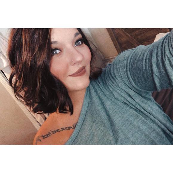 Profile Picture of Katelynn Steele (@katelynnsteele4) on Poshmark