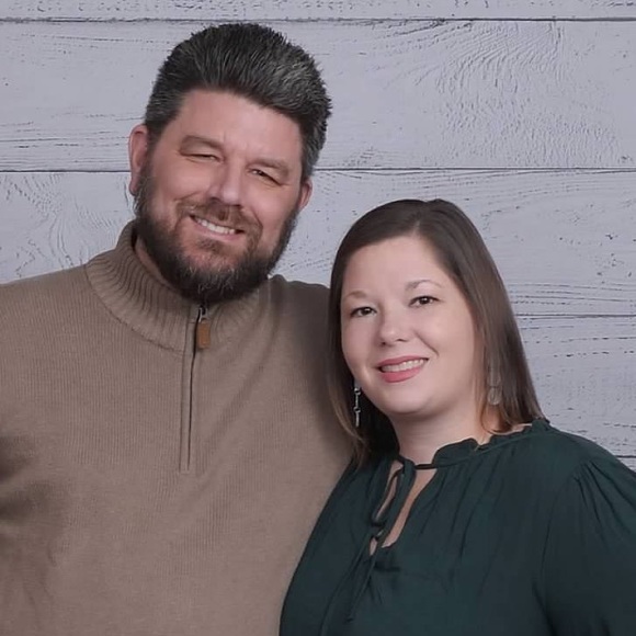 Profile Picture of Becky Cetta (@beckycetta) on Poshmark