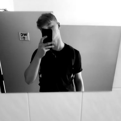 Profile Picture of Tomáš Kubeš (@TomKube3) on Twitter