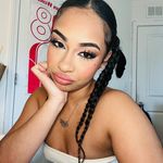 Profile Picture of 𝒜 𝑔𝓁𝒶𝓏𝑒𝒹𝒹𝑜𝓊𝑔𝒽𝓃𝓊𝓉 🍯 (@ayshiiarenee) on Instagram