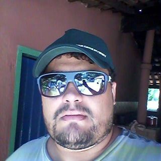 Profile Picture of Leonard Amador (@leonard.amador) on Facebook