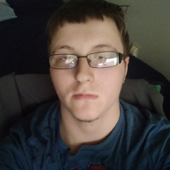 Profile Picture of Corey Henault (@doodle02468) on Poshmark