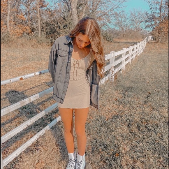 Profile Picture of Josie Benskin (@josiebenskin3) on Poshmark