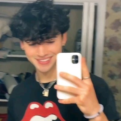 Profile Picture of Garrett Overboe (@goverboelove) on Twitter