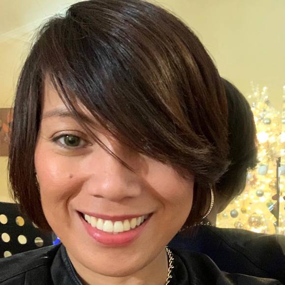 Diony Fernandez - Poshmark Profile Picture of Diony Fernandez (@deyonih79) on Poshmark