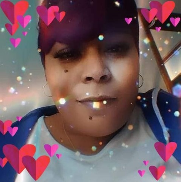 Profile Picture of Chree Hall (@chreehall) on Poshmark