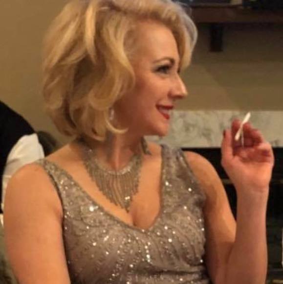 Simone Ranere morrow - Poshmark Profile Picture of Simone Ranere morrow (@simone6262) on Poshmark