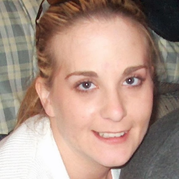 Profile Picture of Jackie Bradrick (@jackster6969123) on Poshmark