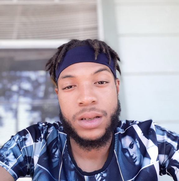 Profile Picture of Chris Wyatt (@wyattchris12512) on Poshmark