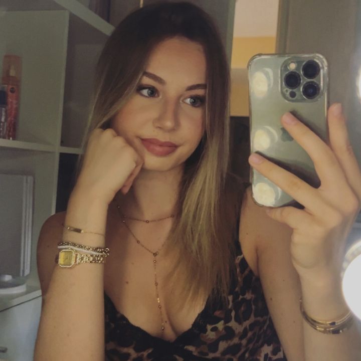 Profile Picture of 𝒔𝒂𝒓𝒂𝒉 (@sarah_ad.r) on Tiktok