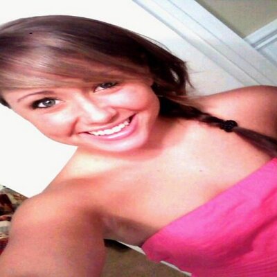 Profile Picture of Anna Jo Vollmer (@AnnaJo_) on Twitter