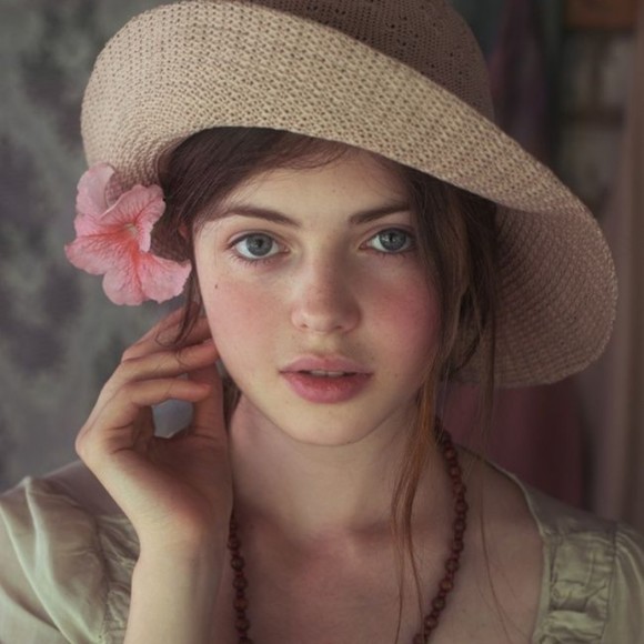 Profile Picture of Lori Arscott (@el8az9s5x67) on Poshmark