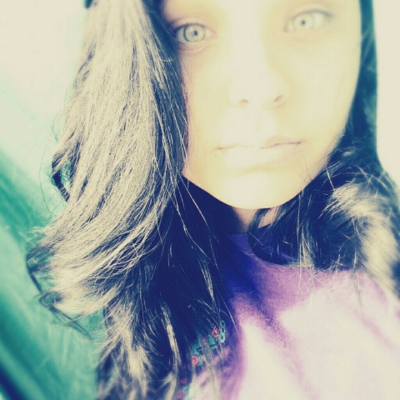 Profile Picture of Selena Percle (@selena_maire) on Poshmark