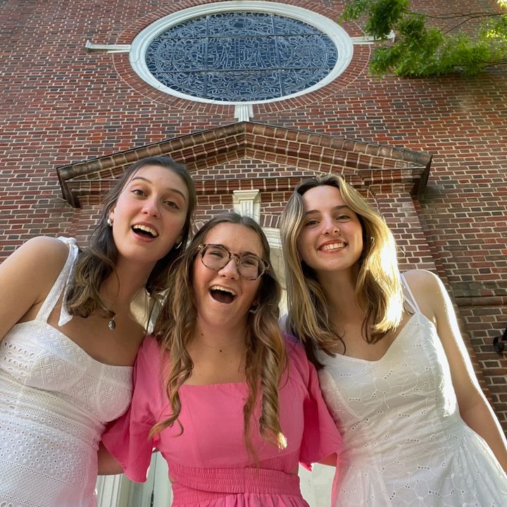 Profile Picture of caroline (@_carolinekeating) on Tiktok