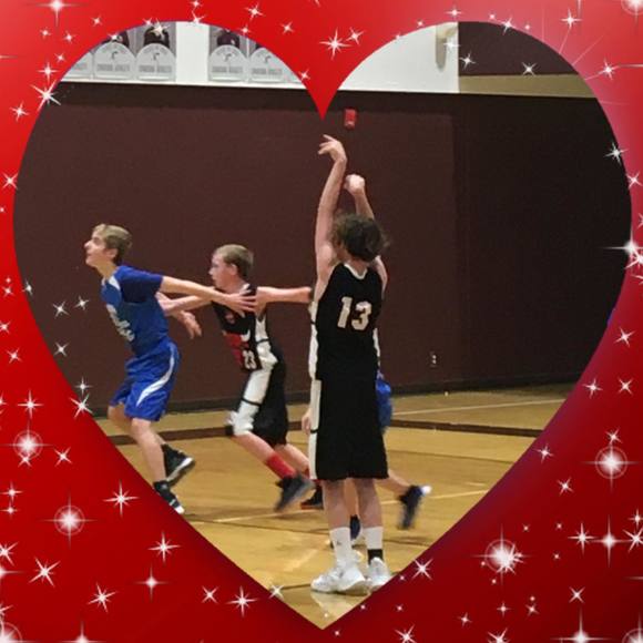 Profile Picture of Amanda Moriarty (@amoriarty0517) on Poshmark