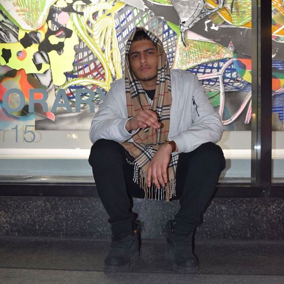 Profile Picture of Omar Alyemany (@omaralyemany) on Poshmark