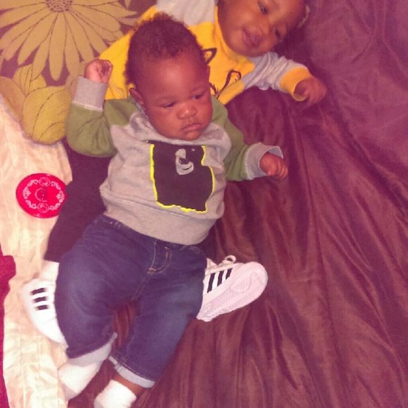 Profile Picture of Nicole Pouncey (@georgia404) on Poshmark