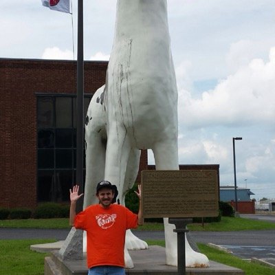 Profile Picture of Alex Randel Routzongon Twitter