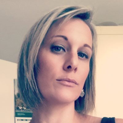 Profile Picture of Rebecca Hawkins (@rebeccahawk40) on Twitter