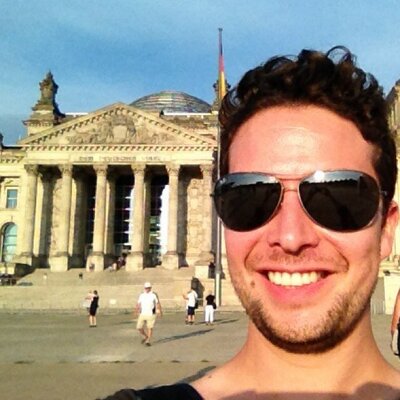 Profile Picture of Arturo Ramirez (@arturoramirez) on Twitter