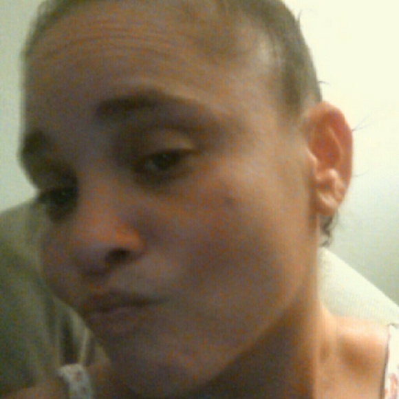 Profile Picture of Ibellise Datiz (@ibellise1) on Poshmark