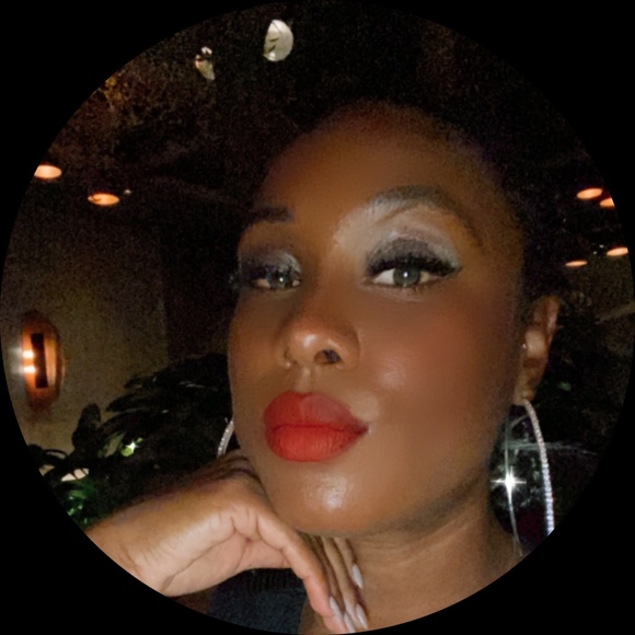 Camille Lester - Poshmark Profile Picture of Camille Lester (@natasha_lester) on Poshmark