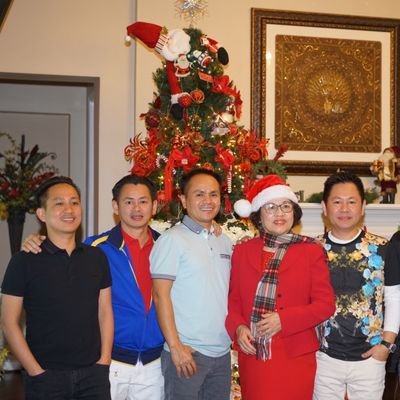 Profile Picture of Jimmy Quang Dang (@playkool99) on Twitter