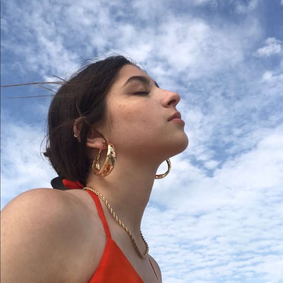 Sophia Avery - Poshmark Profile Picture of Sophia Avery (@sophiaavery585) on Poshmark