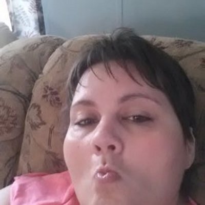 Profile Picture of Susan Wicker (@krazymum74) on Twitter