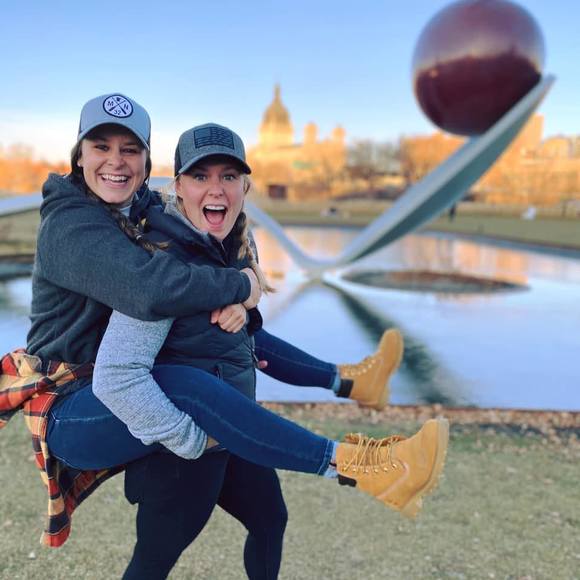 Heidi Fieldseth - Poshmark Profile Picture of Heidi Fieldseth (@heidifieldseth) on Poshmark