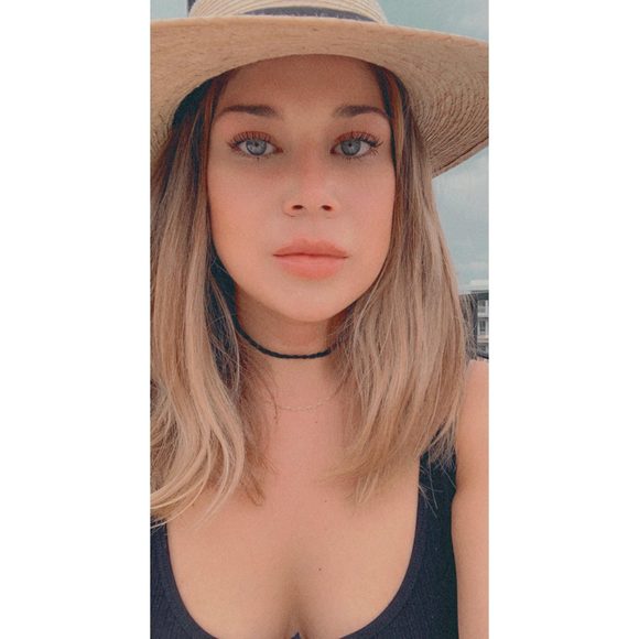 Profile Picture of Priscilla Caballero (@pcab1990) on Poshmark