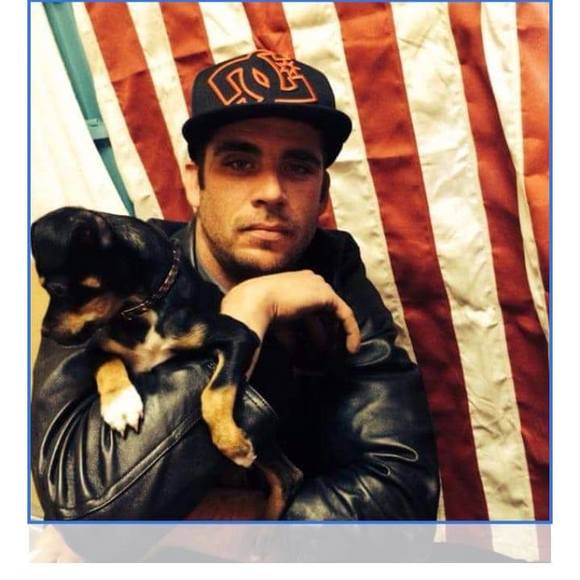 Profile Picture of James Godwin (@james4190) on Poshmark