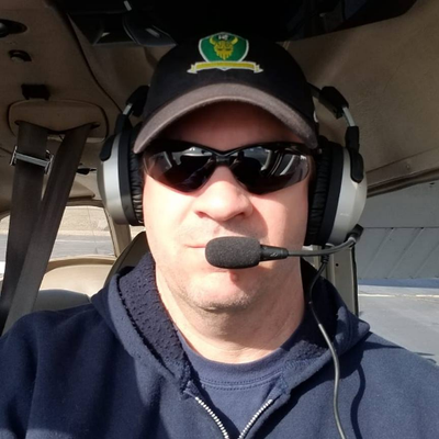 Profile Picture of Curt Newport (@curtnewport) on Twitter