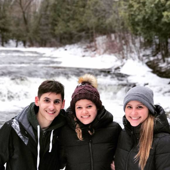 Zachary Tockstein - Poshmark Profile Picture of Zachary Tockstein (@21sewage) on Poshmark