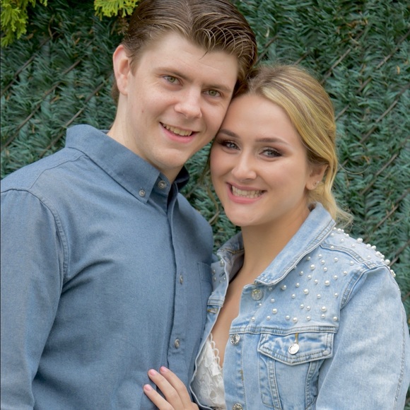Profile Picture of Brittany Grabiec (@brittgrab18) on Poshmark