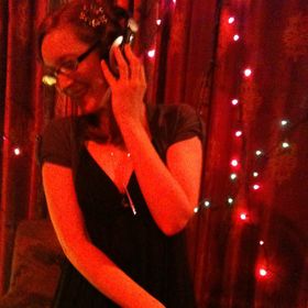 Profile Picture of Jen Bryan (@lucybluestudio) on Pinterest