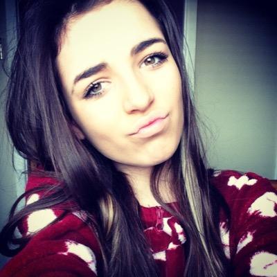 Profile Picture of Tia Bell (@Tiabell_x) on Twitter