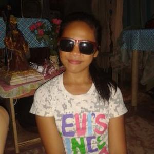 Profile Picture of Sarah Capz Largo (@SarahLargo) on Twitter