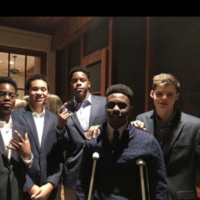 Profile Picture of Andrew (@andrewditto123) on Twitter