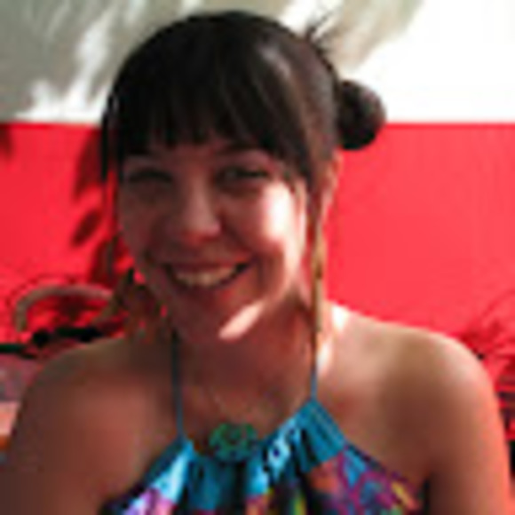 Melanie Coburn elliott - Poshmark Profile Picture of Melanie Coburn elliott (@melaniecobur903) on Poshmark