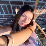 Profile Picture of Amber Adkins (@a.mber.a) on Instagram