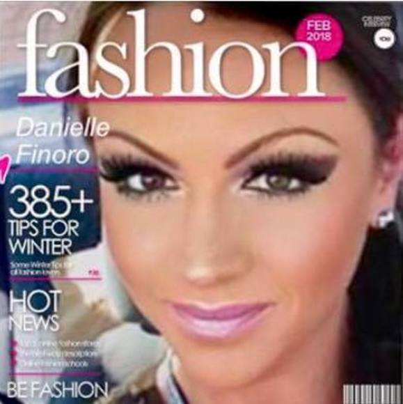 Profile Picture of Danielle Finoro (@daniellefinoro) on Poshmark