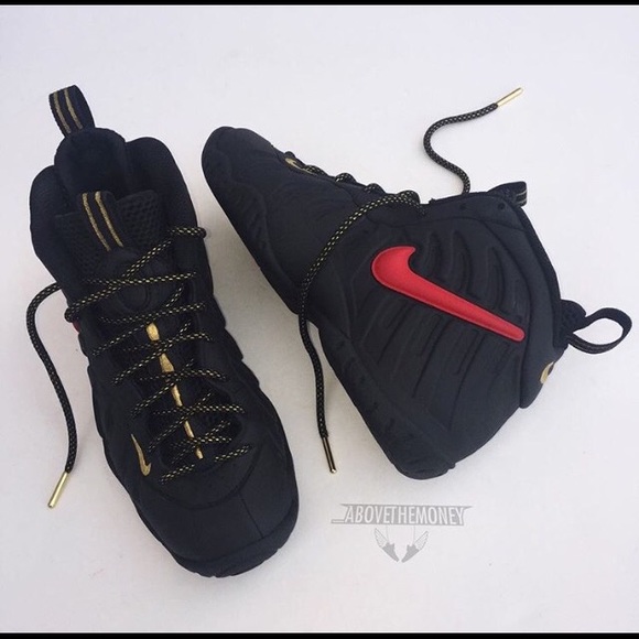 Profile Picture of Gabby Rolark (@montana199125) on Poshmark