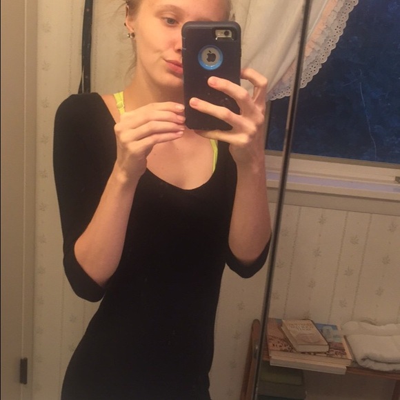 Profile Picture of Danielle Enfield (@isjustdanielle) on Poshmark