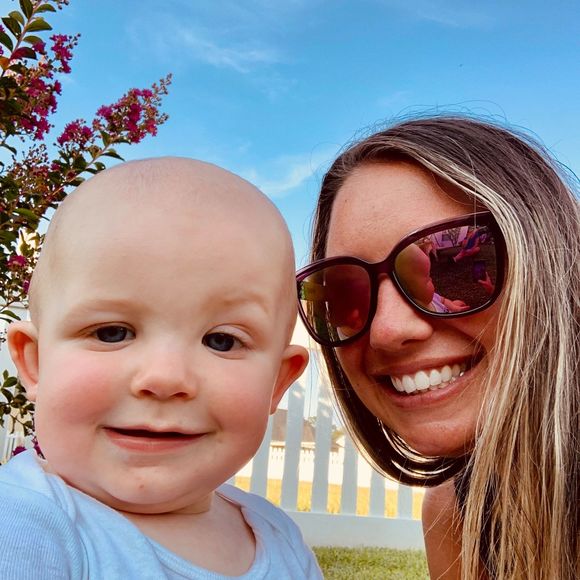 Profile Picture of Danielle Harrelson (@dchbeachbum) on Poshmark