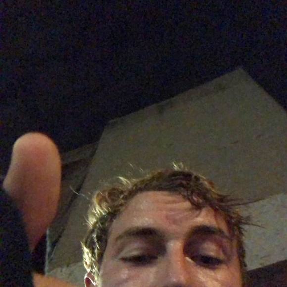 Profile Picture of Matthew Lowery (@mwl40) on Poshmark