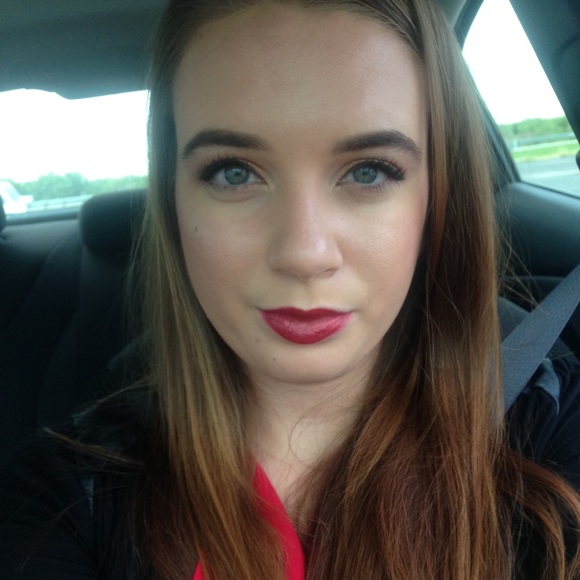 Profile Picture of Maddie Strebeck (@maddistrebeck) on Poshmark