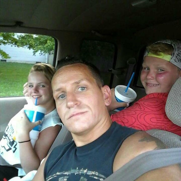 Profile Picture of Jeremy Carter (@jac72980) on Poshmark