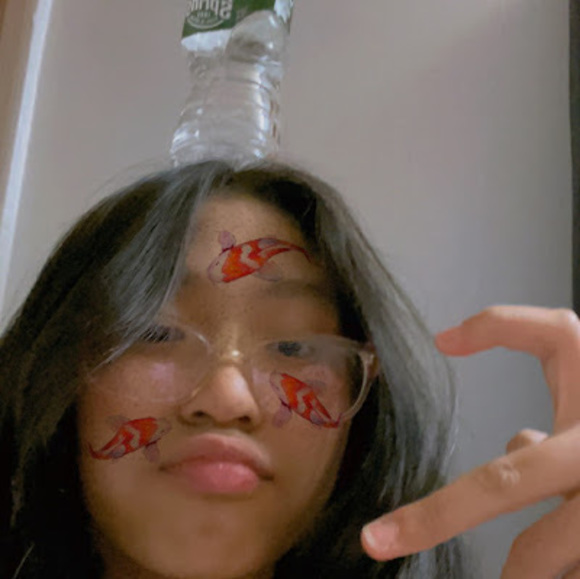 Profile Picture of Catherine Huynh (@whoscat0357) on Poshmark