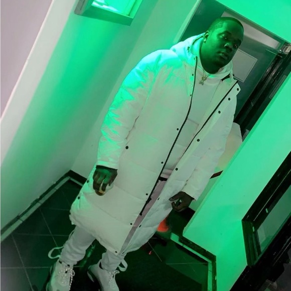 Profile Picture of Michael julian Borum (@mjboruu75) on Poshmark